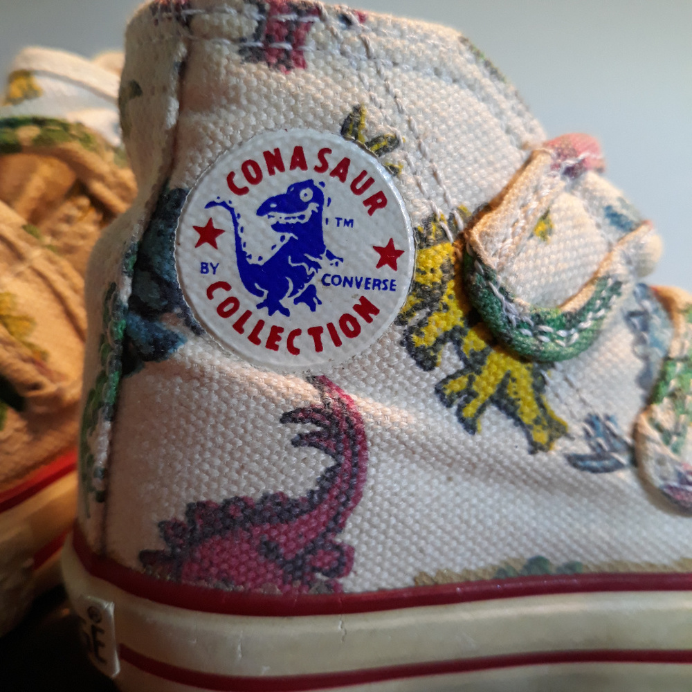 Vintage 80s Conasaur Collection Converse